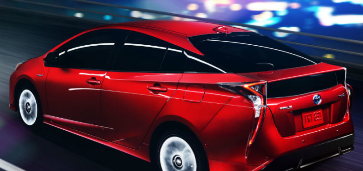 Toyota Prius 2016 posteriore