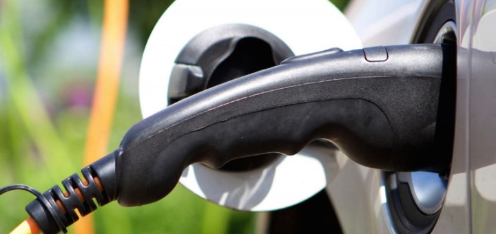 auto elettrica pulita