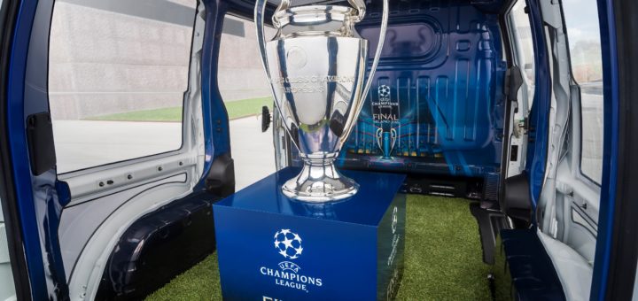 Nissan elettrizza Milano Coppa UEFA