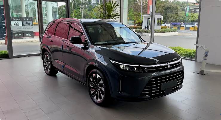 Aito M7, il nuovo Suv in collaborazione con Huawei 