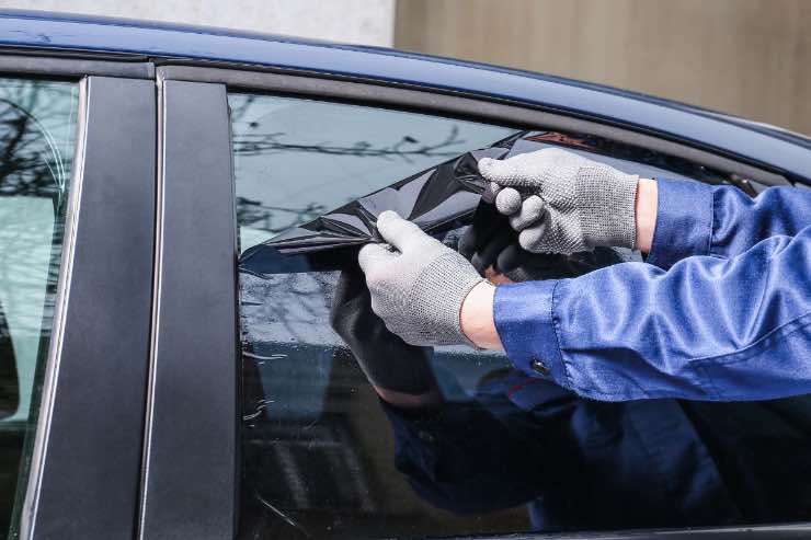Finestrino auto problema Stellantis USA