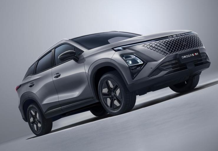 SUV Cina Omoda 5 novità