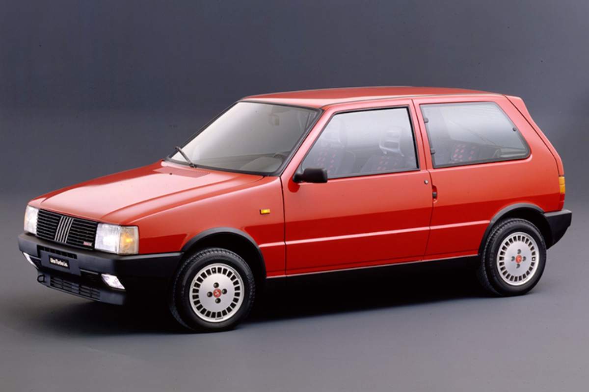 FIAT Uno Turbo con un motore che mette in imbarazzo FIAT: mai visto nulla del genere