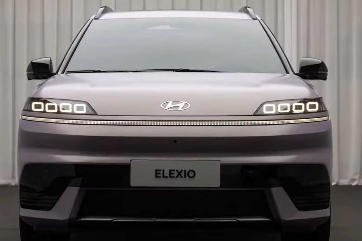 HYUNDAI ELEXIO