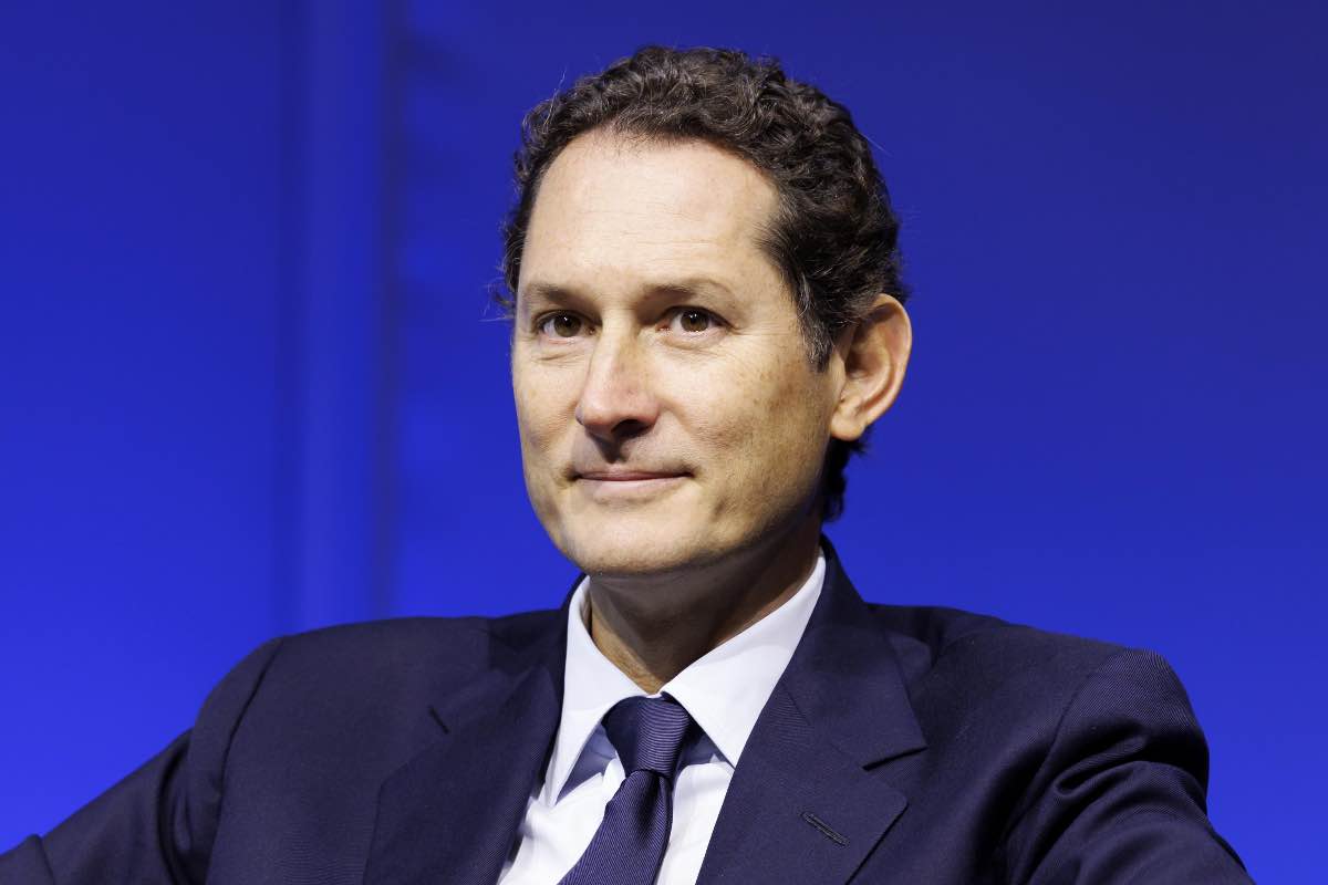 John Elkann prova a salvare la Ferrari