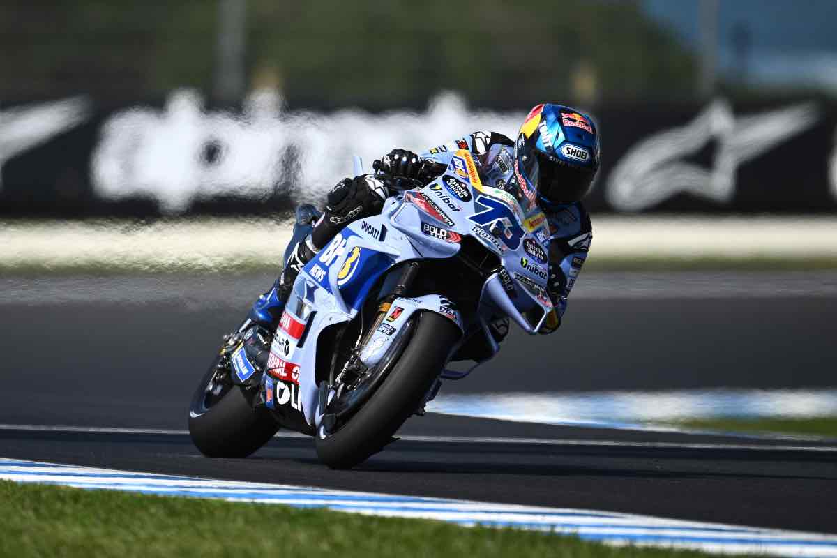 Marquez vuole soffiare il titolo al fratello