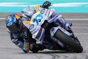 Marquez alza la voce