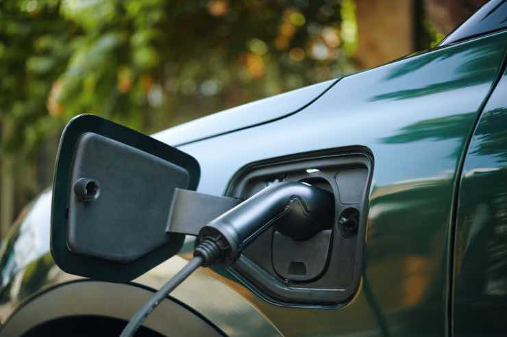 Auto elettrica stazione