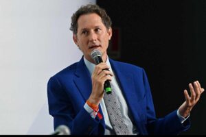 John Elkann Free2Move addio