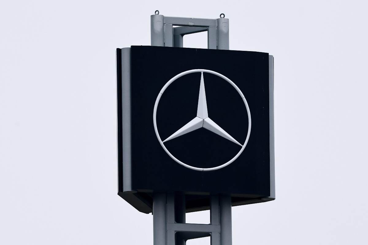 mercedes logo