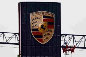 porsche logo sede