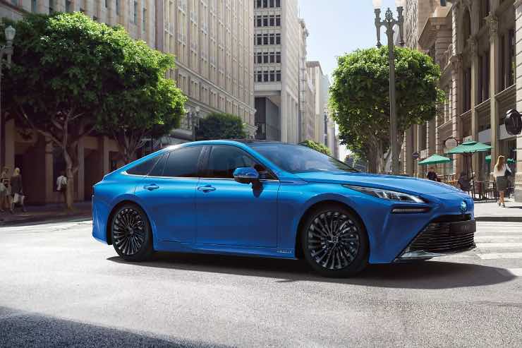 Toyota Mirai novità motore