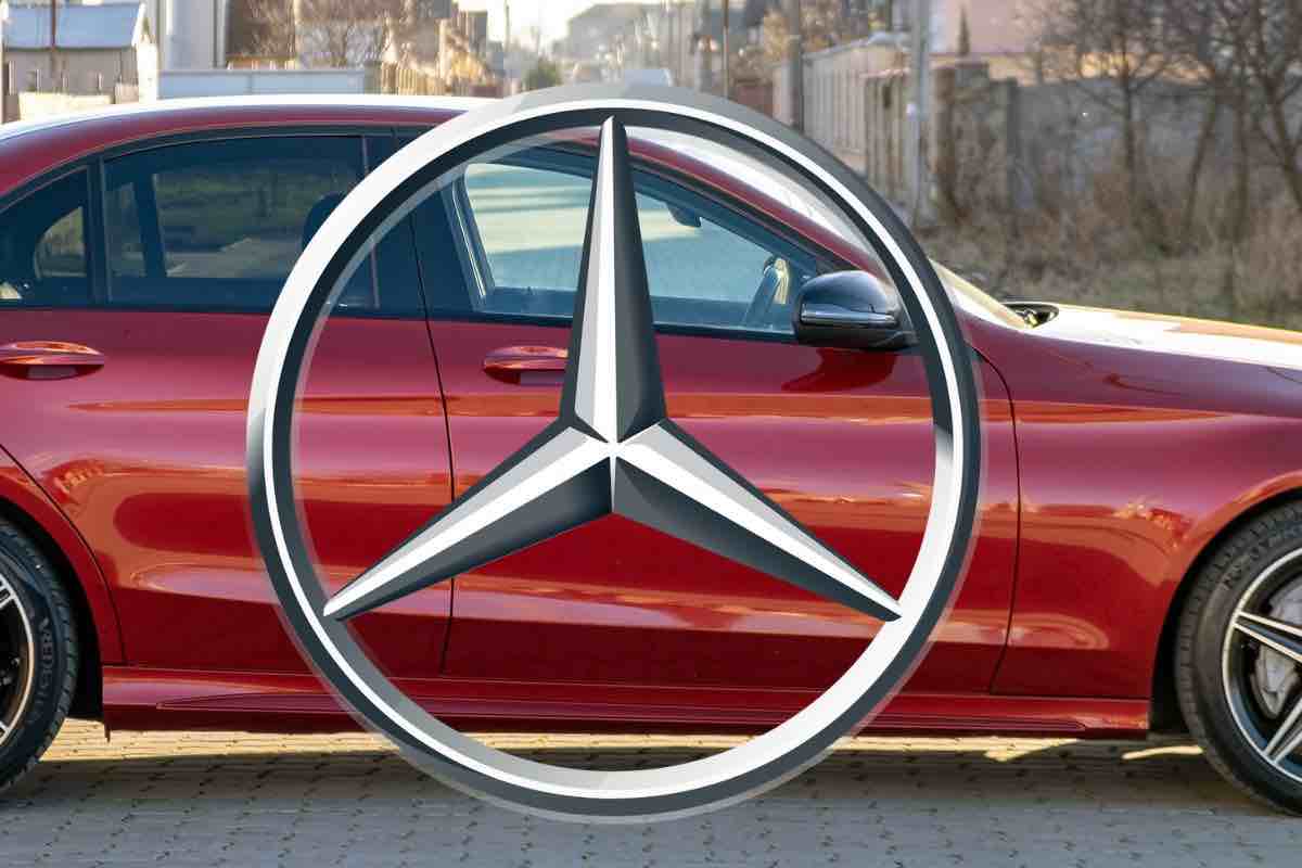 Mercedes CLA Hot Wheels modellino